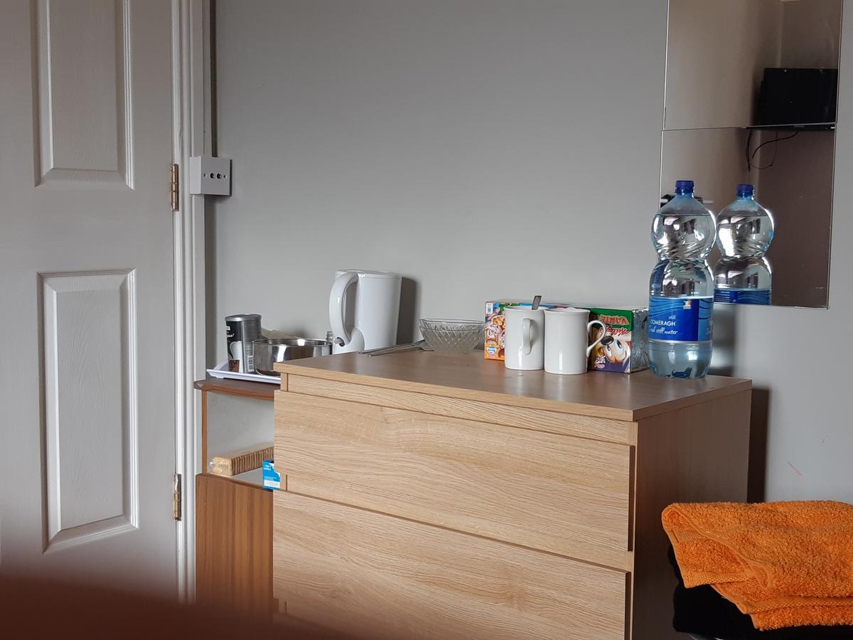 לאוראה Apple Guest House מראה חיצוני תמונה