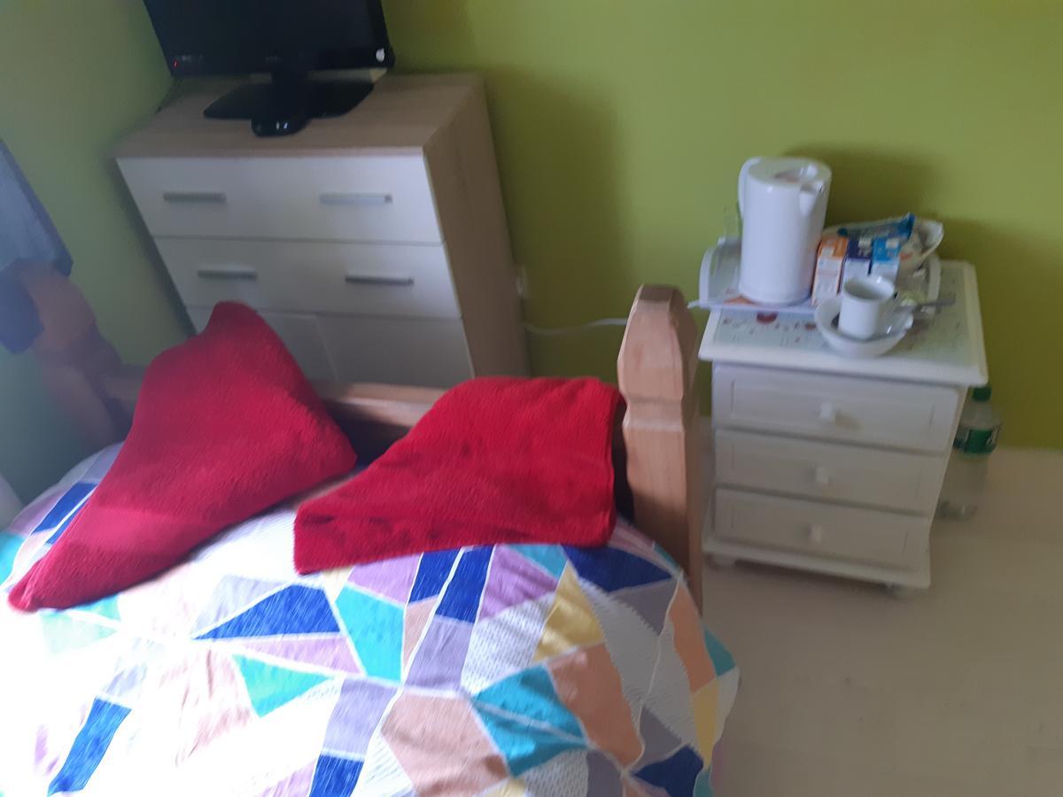 לאוראה Apple Guest House מראה חיצוני תמונה
