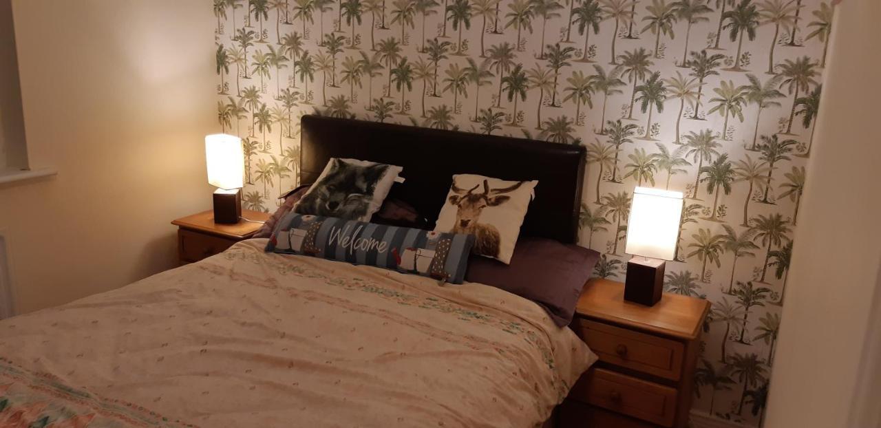 לאוראה Apple Guest House מראה חיצוני תמונה